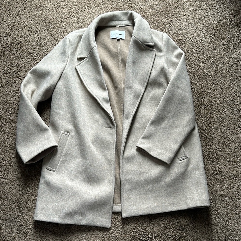 Fashion Nova Plus Pea coat